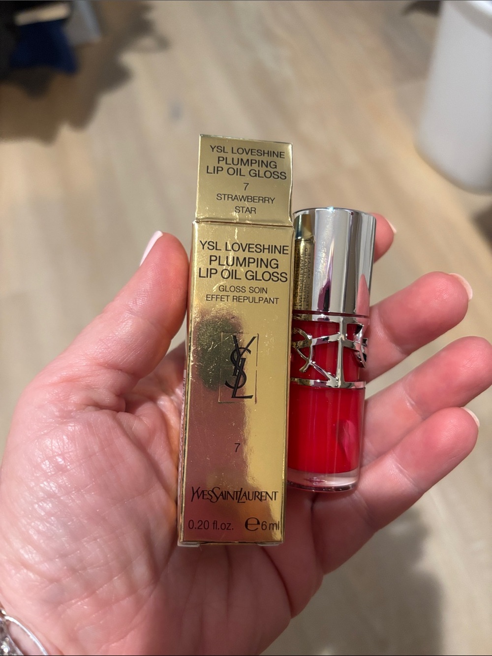YSL Loveshine Plumping Lip Oil Gloss #7 Strawberry Star ⭐️